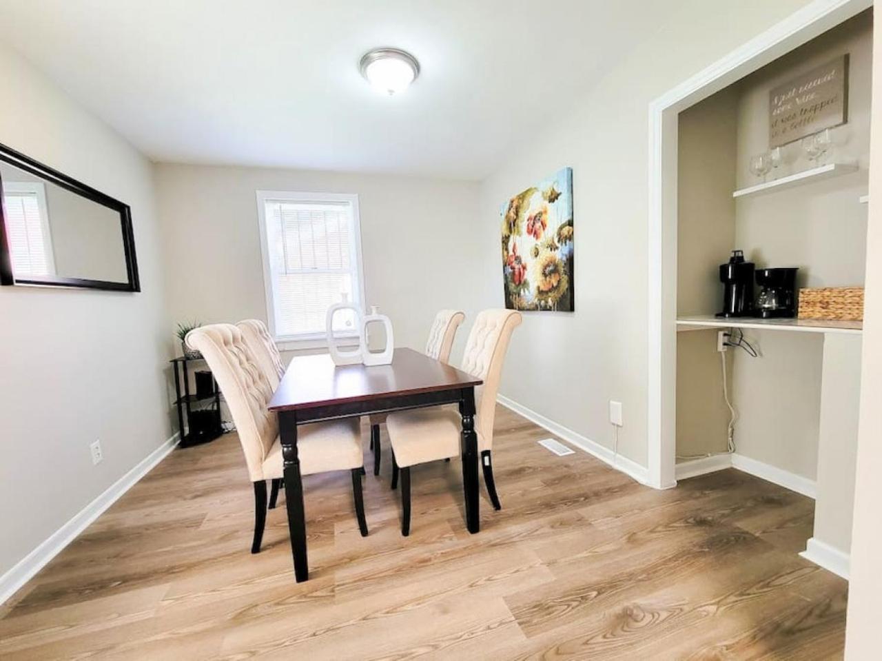 2br - Near 5 Points Columbia