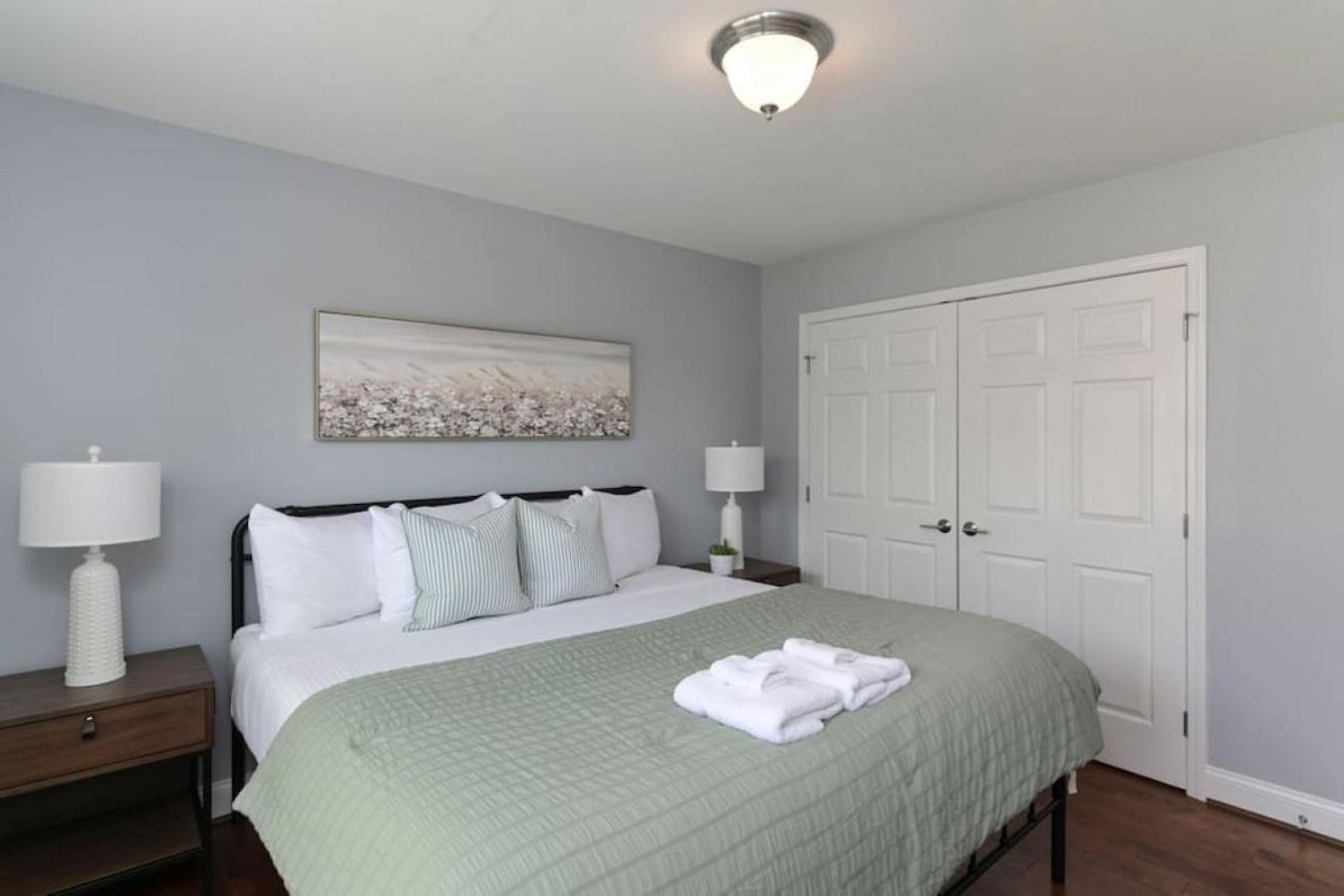 Spacious 4br With Loft Bedroom