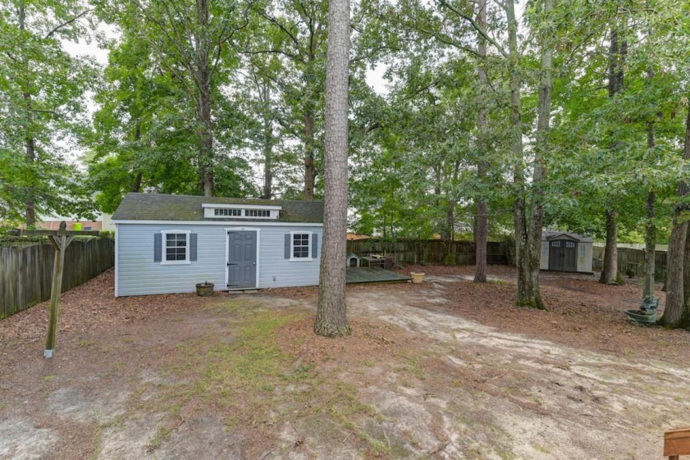 Spacious 4br With Loft Bedroom Holiday home