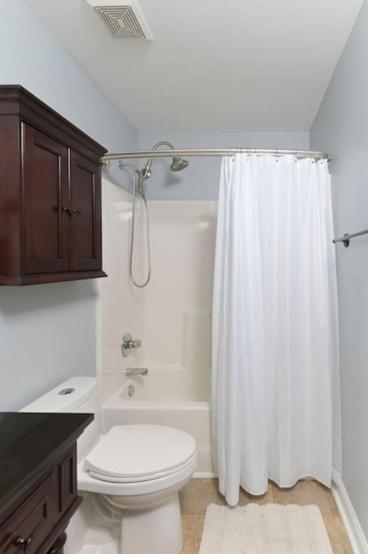 Spacious 4br With Loft Bedroom *