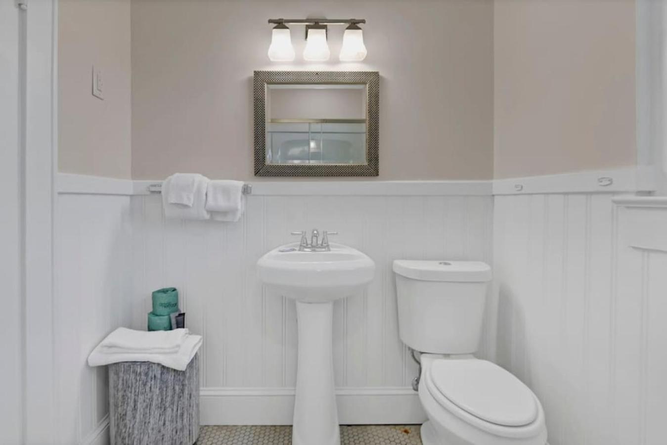 Spacious On Gervais - 4br Holiday home *