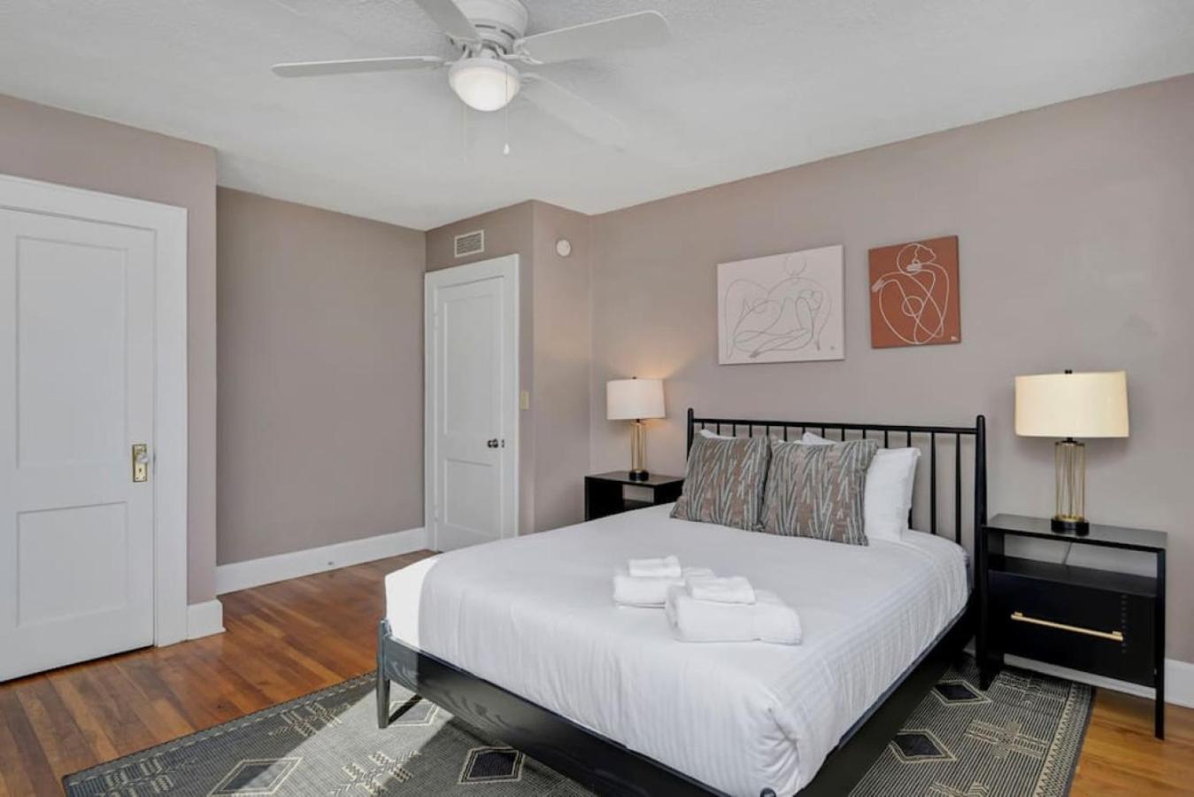 Spacious On Gervais - 4br Columbia