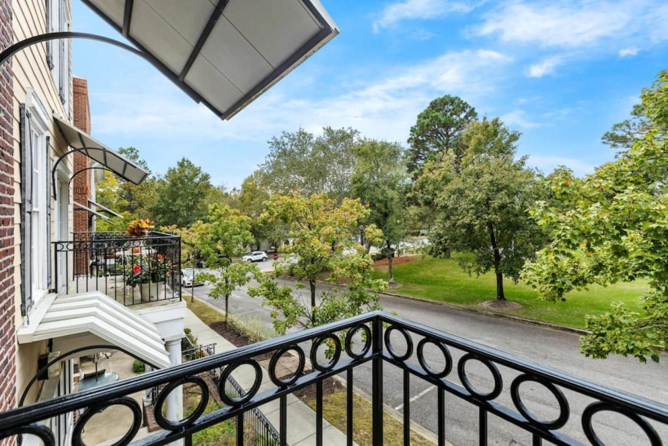 Carolina - 3br 2.5ba * Columbia