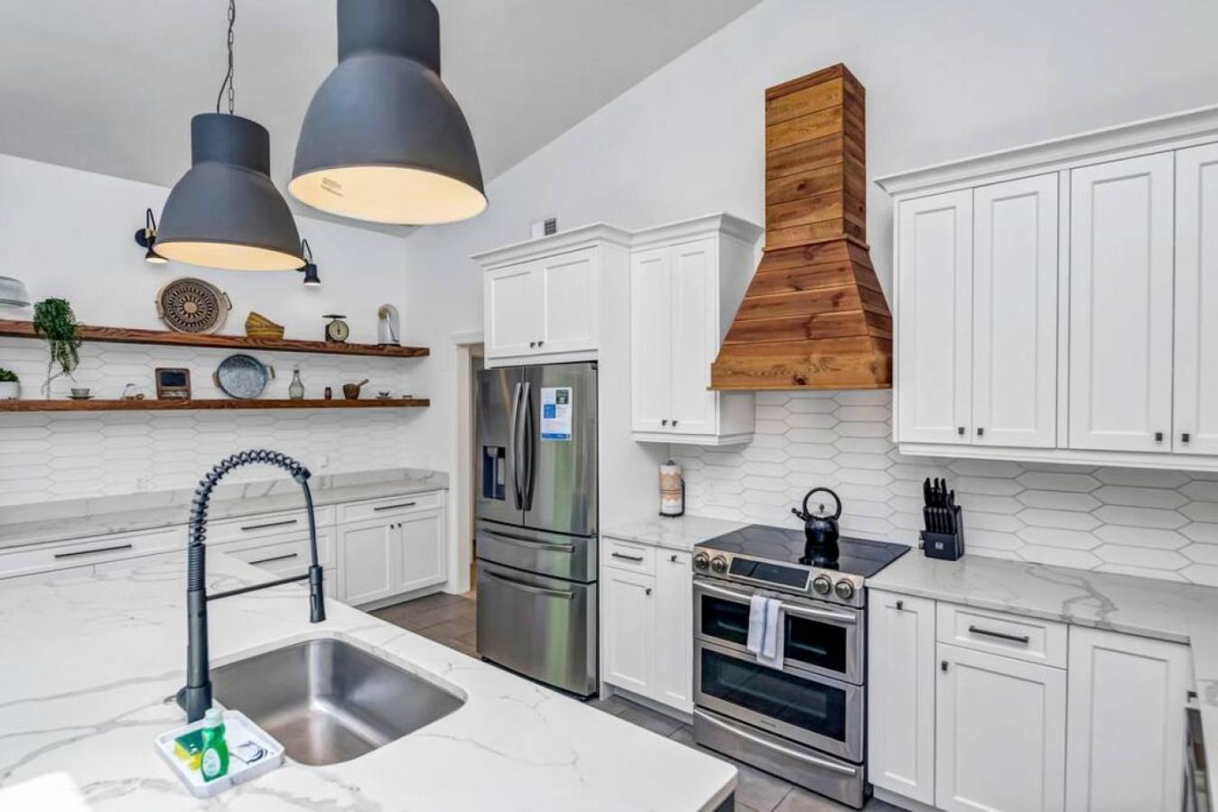 Forest Acres 5br - Pool Columbia