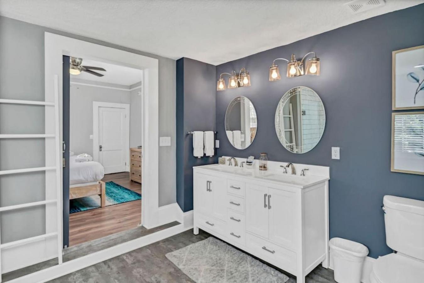 Holiday home 3br In Elmwood-near Usc