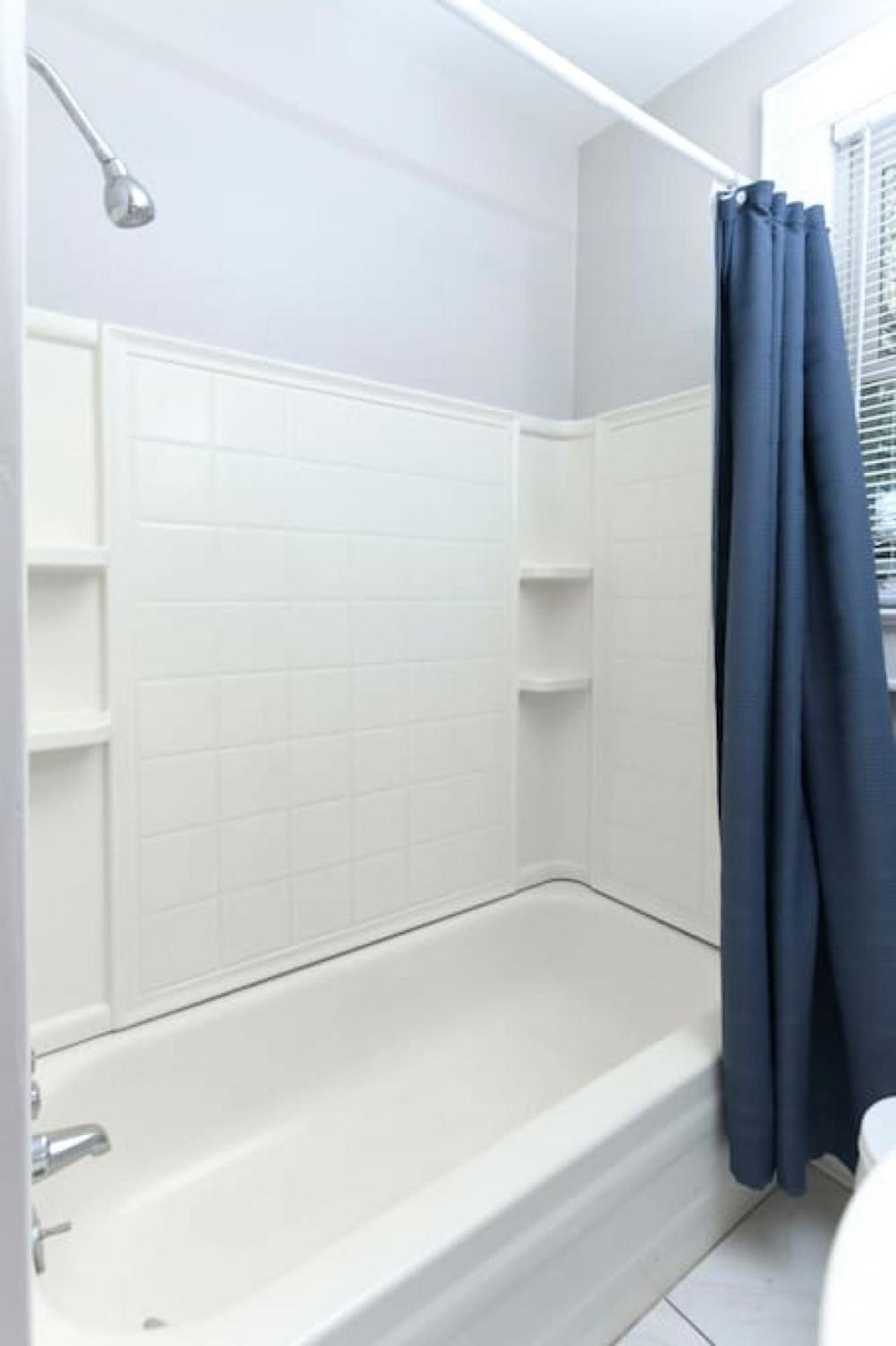 Revamped 3br Oasis - Forest Dr