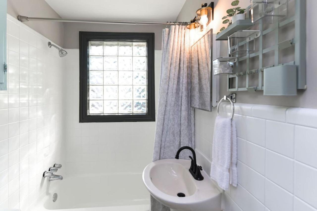 Holiday home Homey 4br In Earlewood *