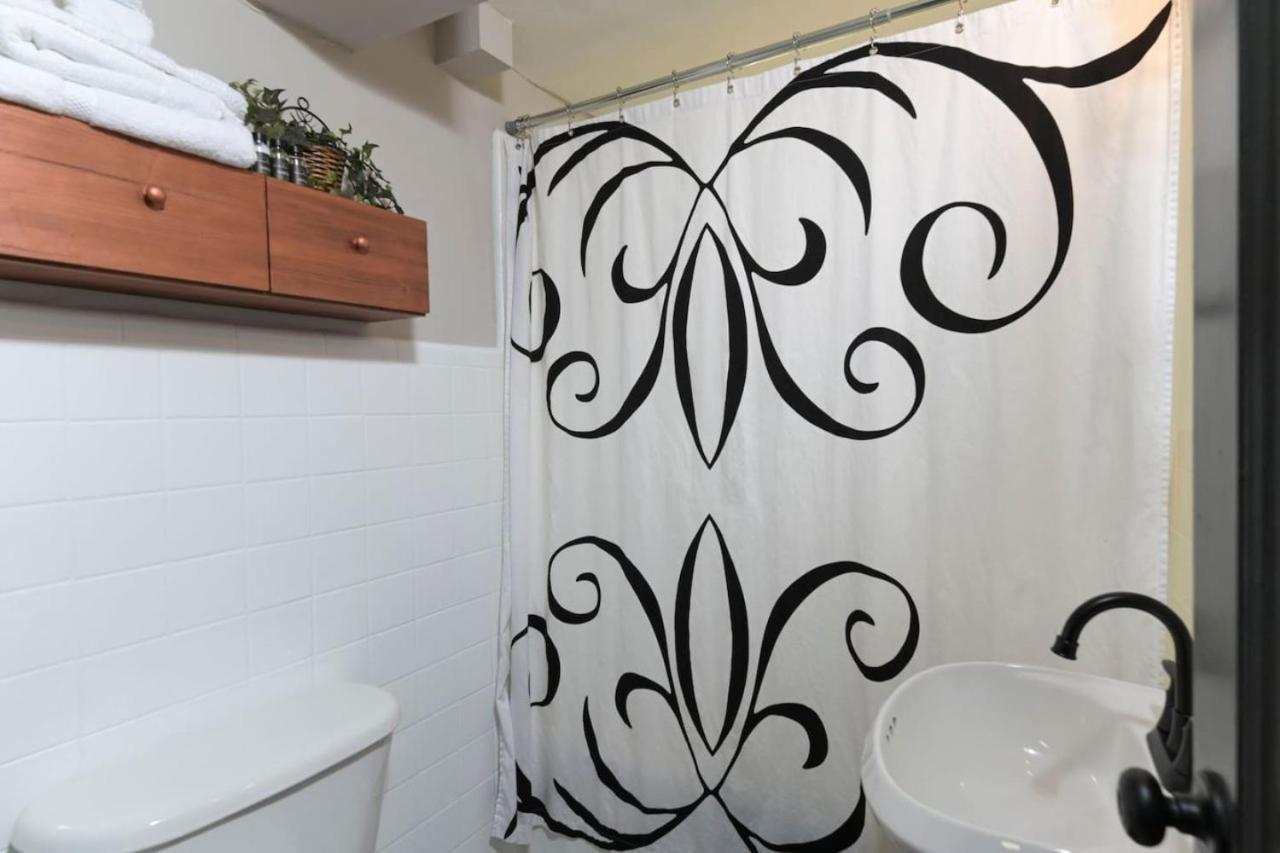 Homey 4br In Earlewood