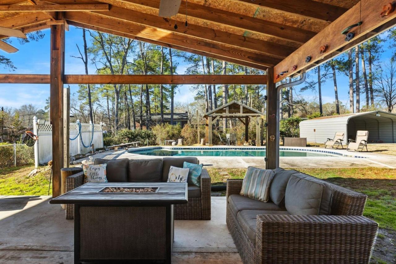 Spacious Oasis With Pool - 5br * Columbia