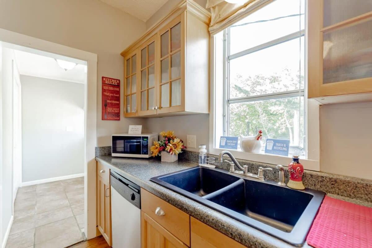 Holiday home The Marvelous Miss Margrave-close To Usc- Jackson-zoo Columbia
