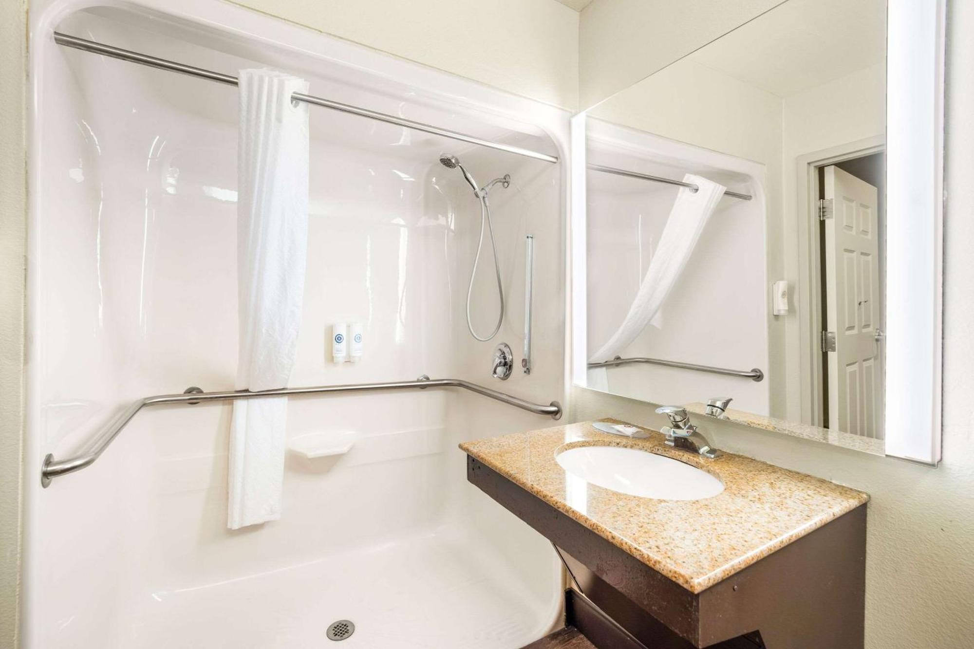 Comfort At Harbison 3*