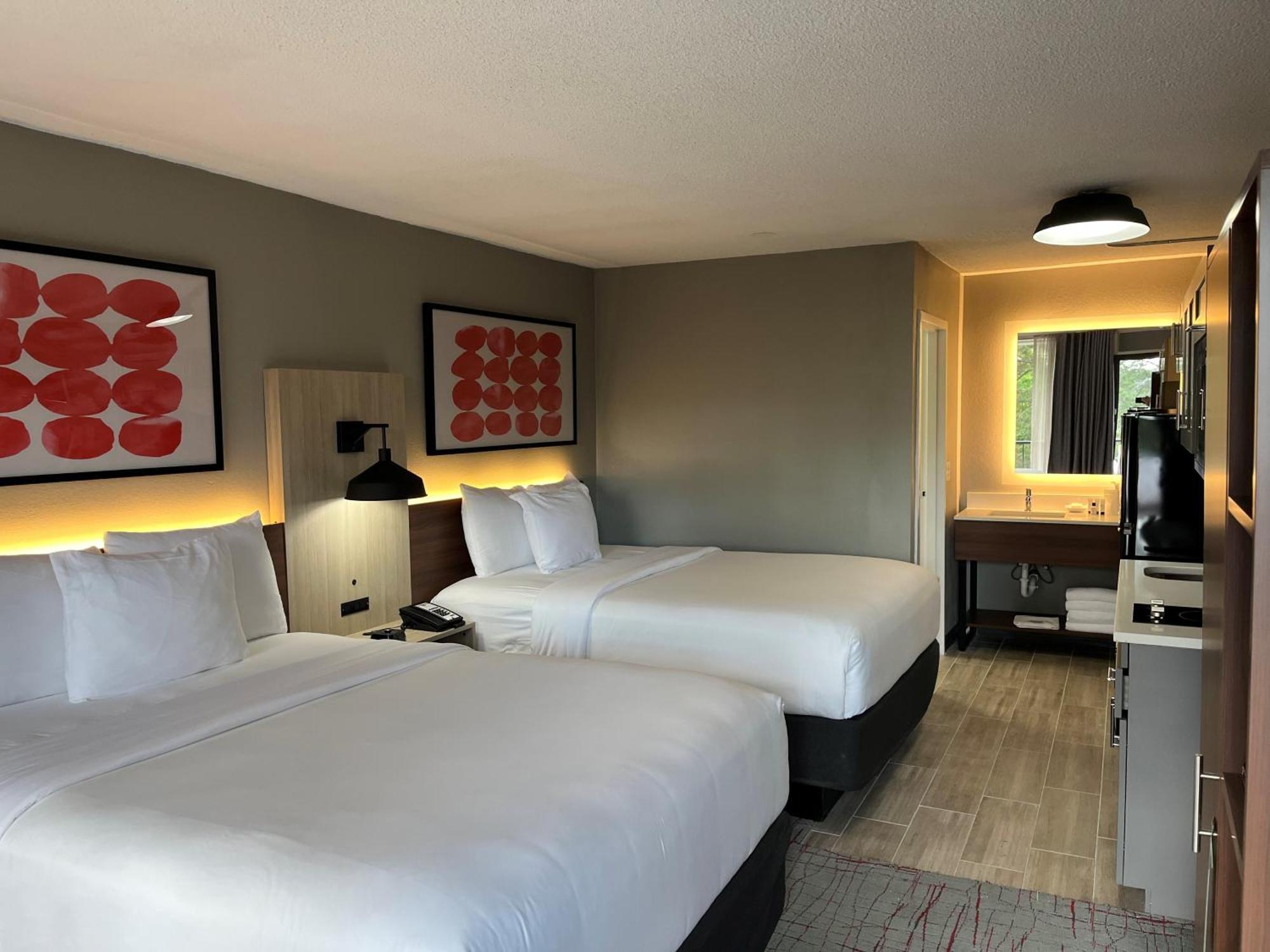 Wyndham Garden Columbia-ft Jackson Hotel Columbia
