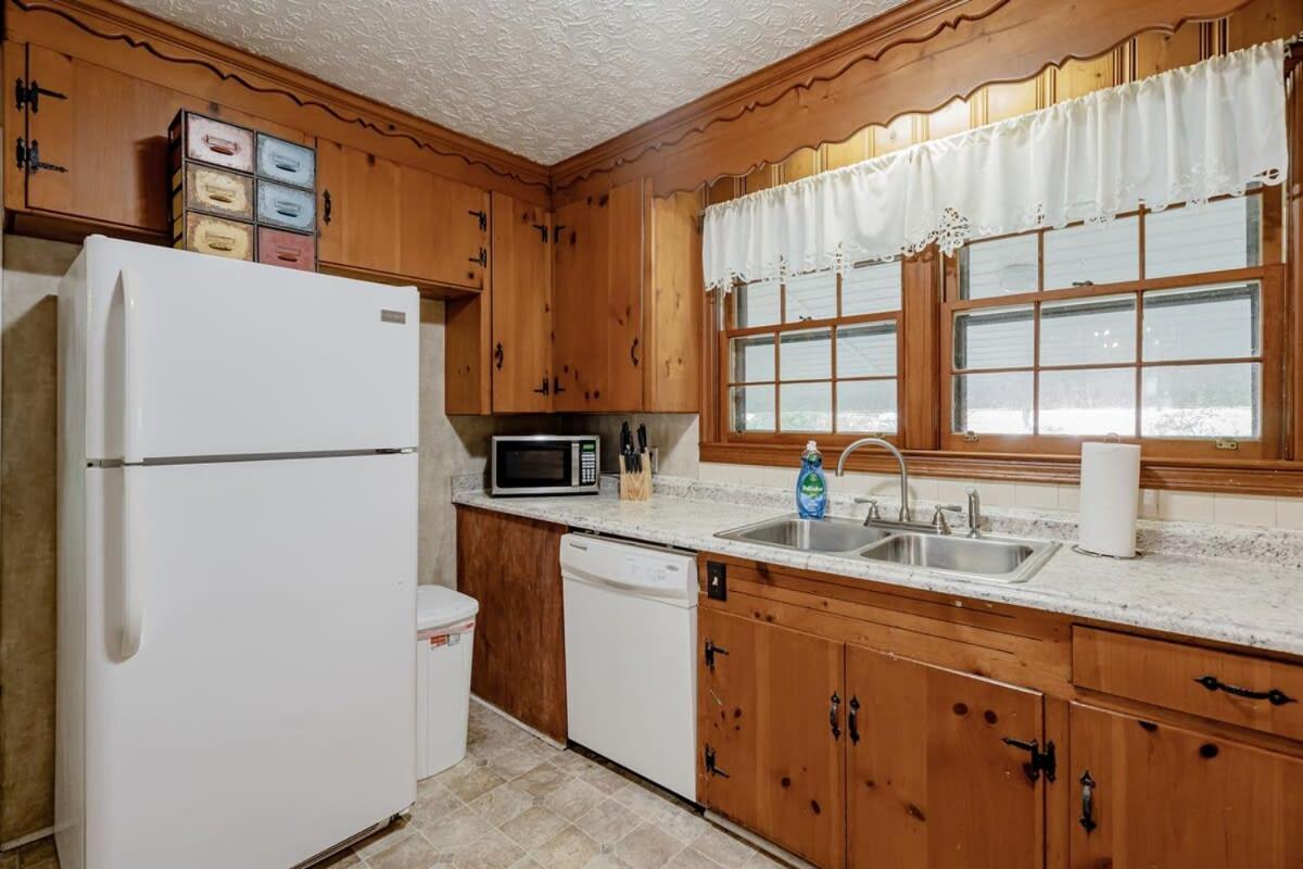 5 Mins To Jackson - The Wooded Hilltop Ranch