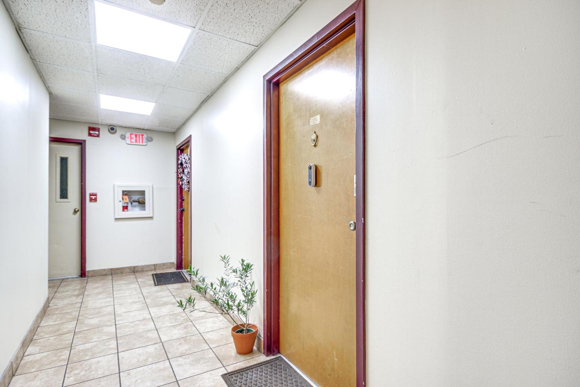 Vibrant - 3 Blocks To Usc Campus! Apartment *