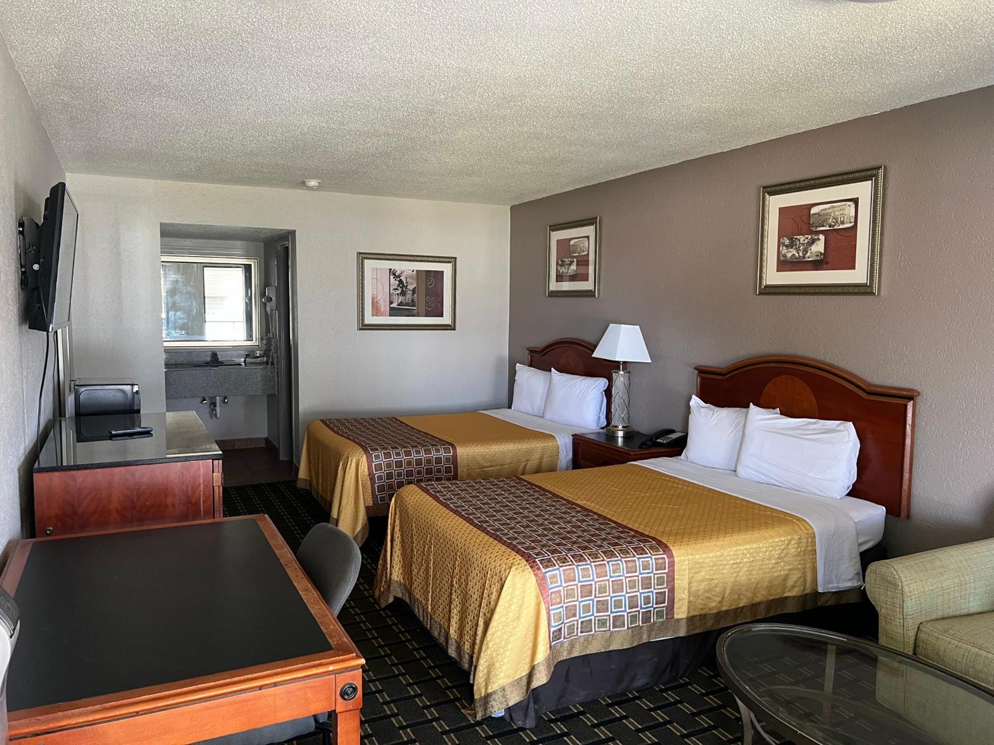 Motel American 2*