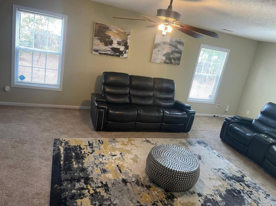 3 Bedroom 2 Bathroom House