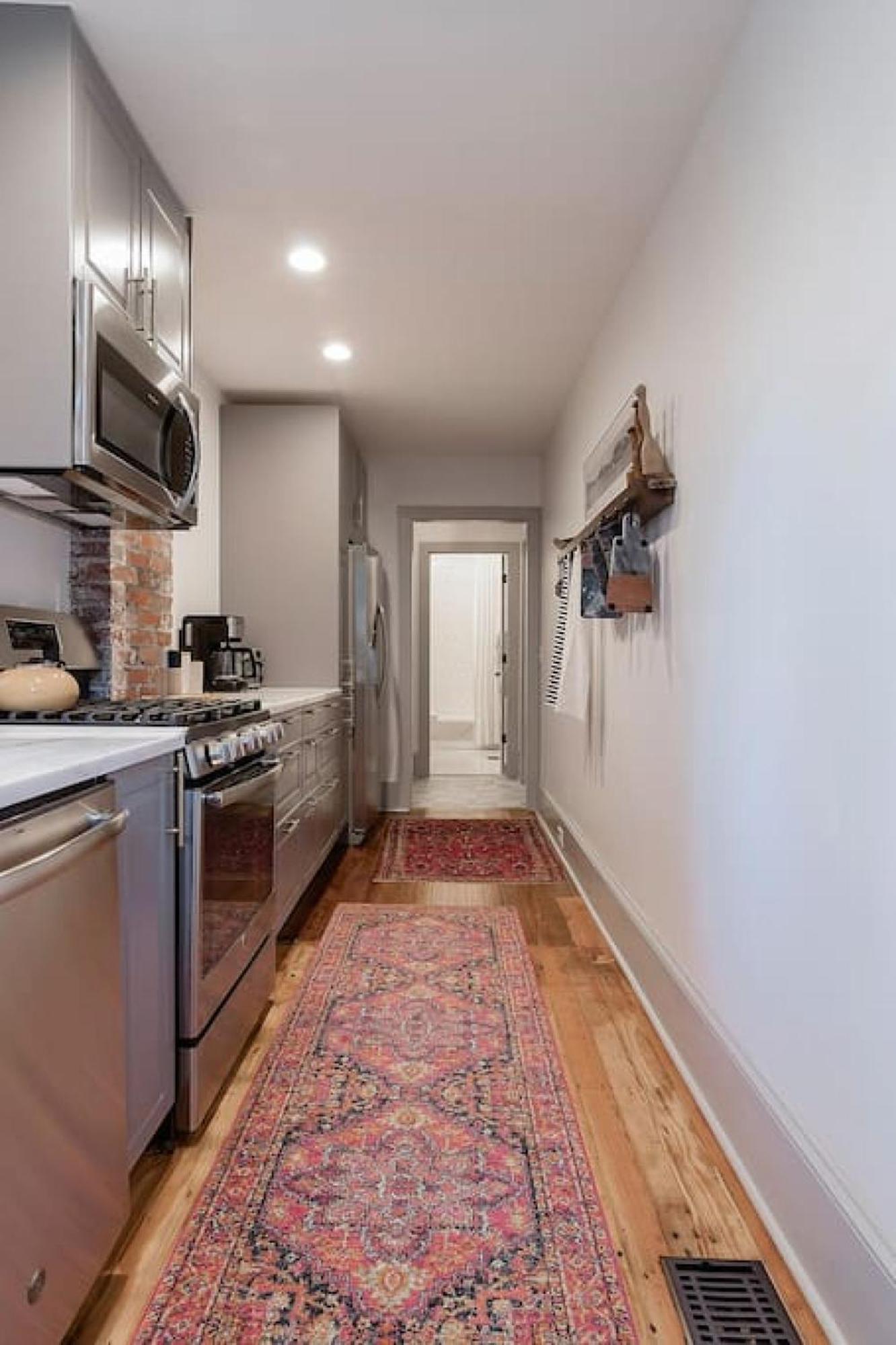 Queen Anne Eclectic Apartment Columbia