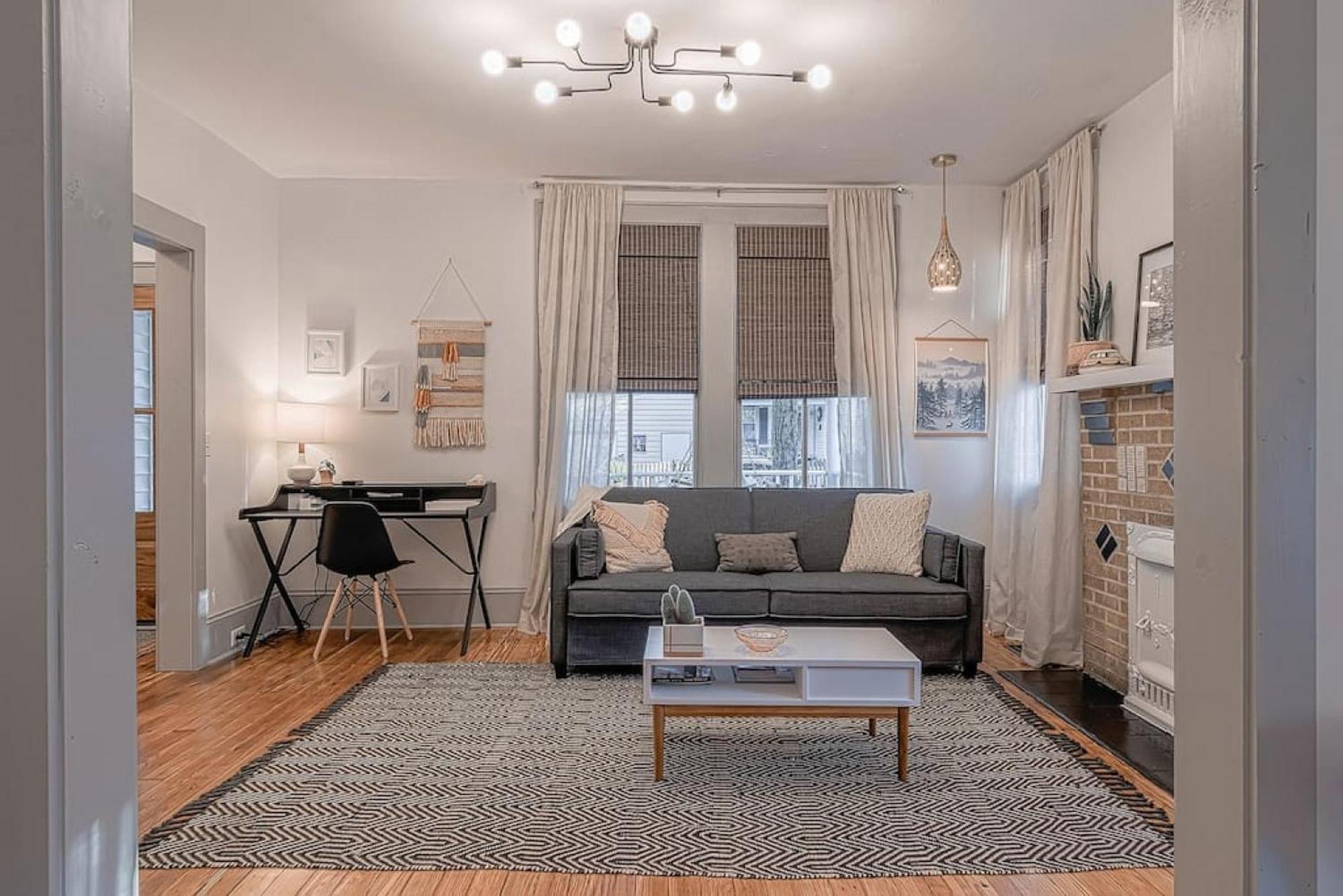 Queen Anne Eclectic *