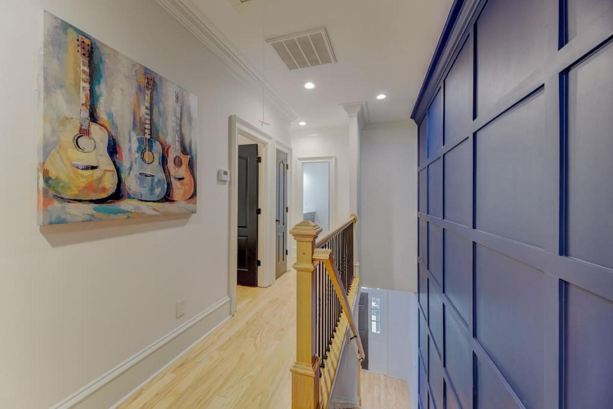 New Modern Townhome - Right - Families Welcome Columbia
