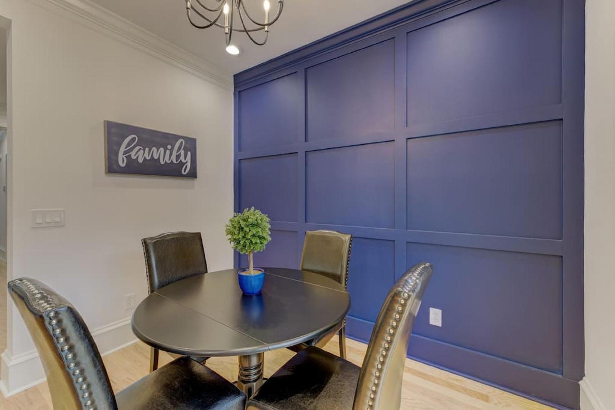 New Modern Townhome - Right - Families Welcome * Columbia