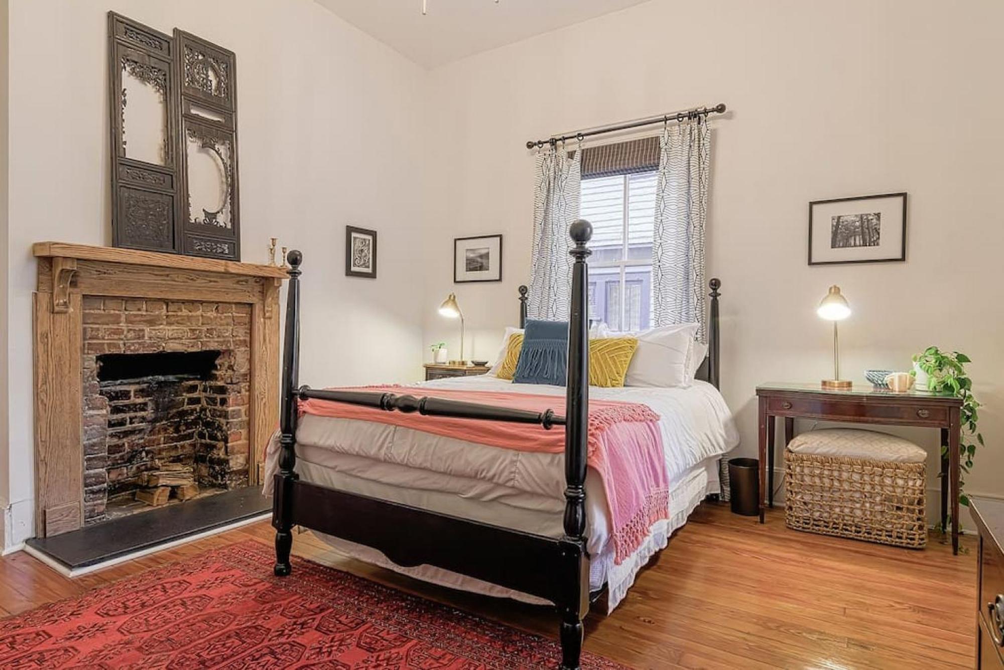 Apartment Queen Anne Travelers Columbia