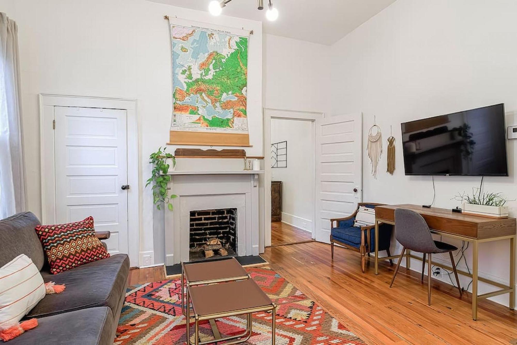 Queen Anne Travelers Apartment Columbia
