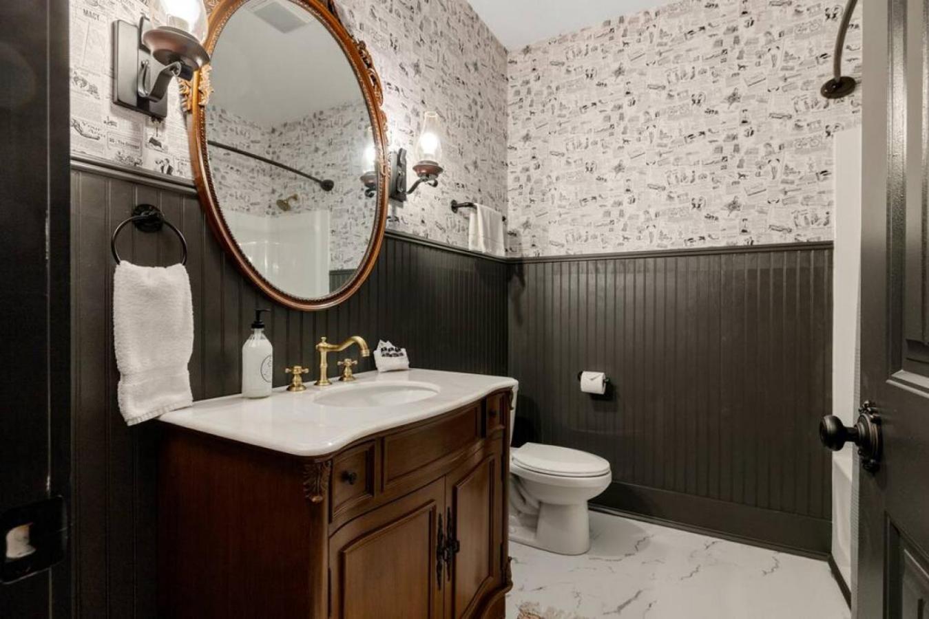 Apartment Sherlock - The Vestry On Read Columbia