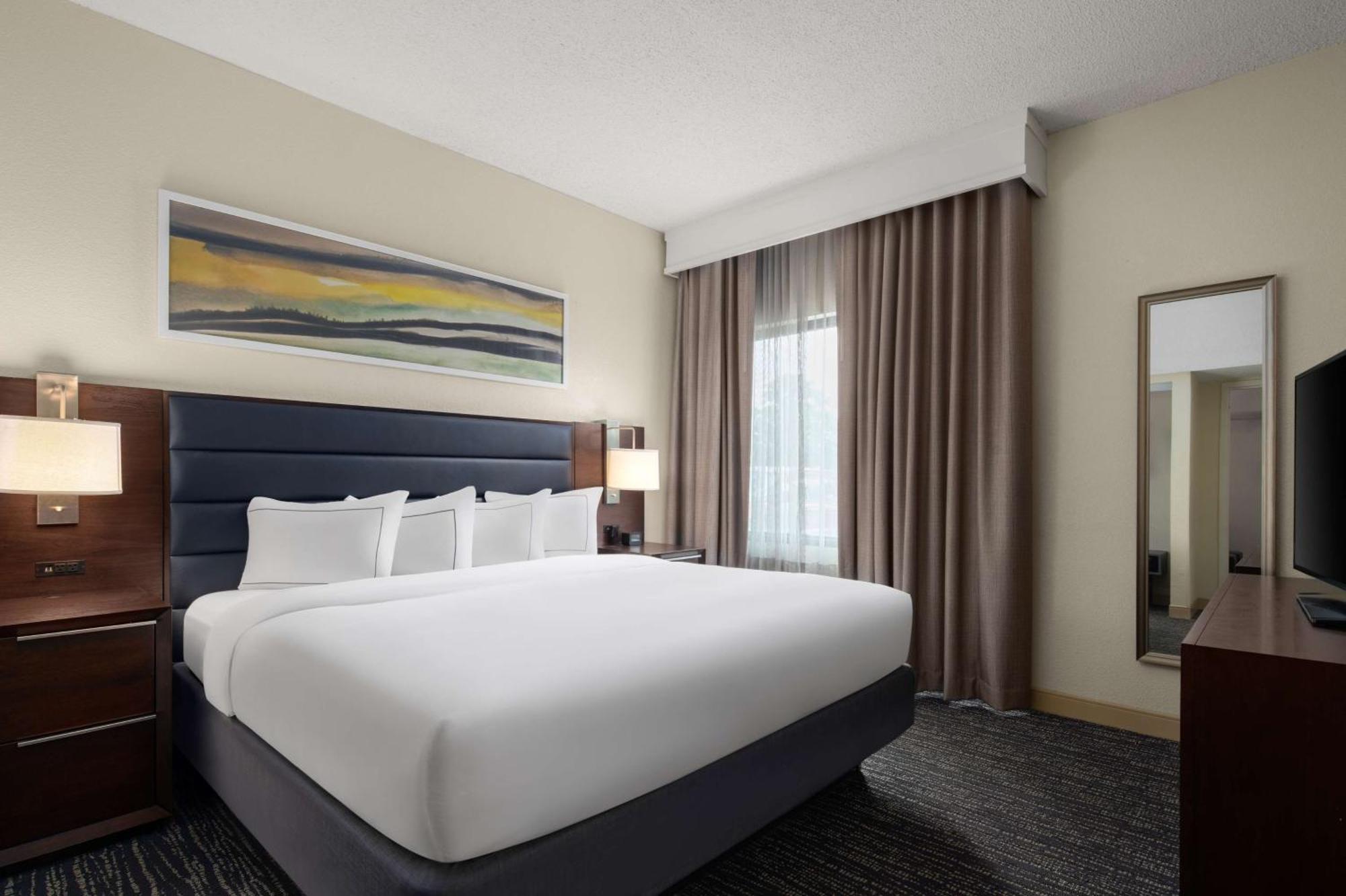Hotel Doubletree By Hilton