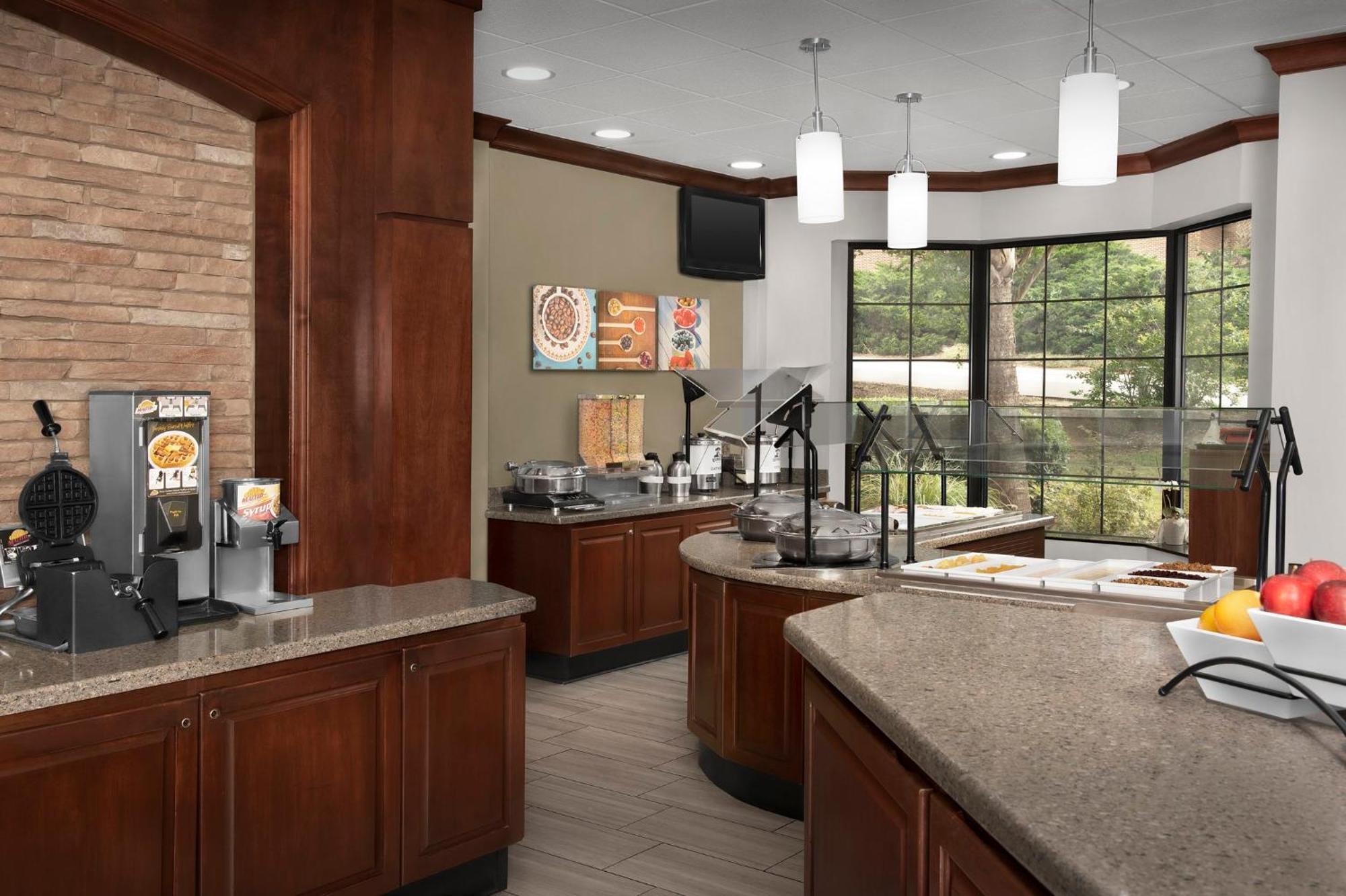 Staybridge By Ihg 3*