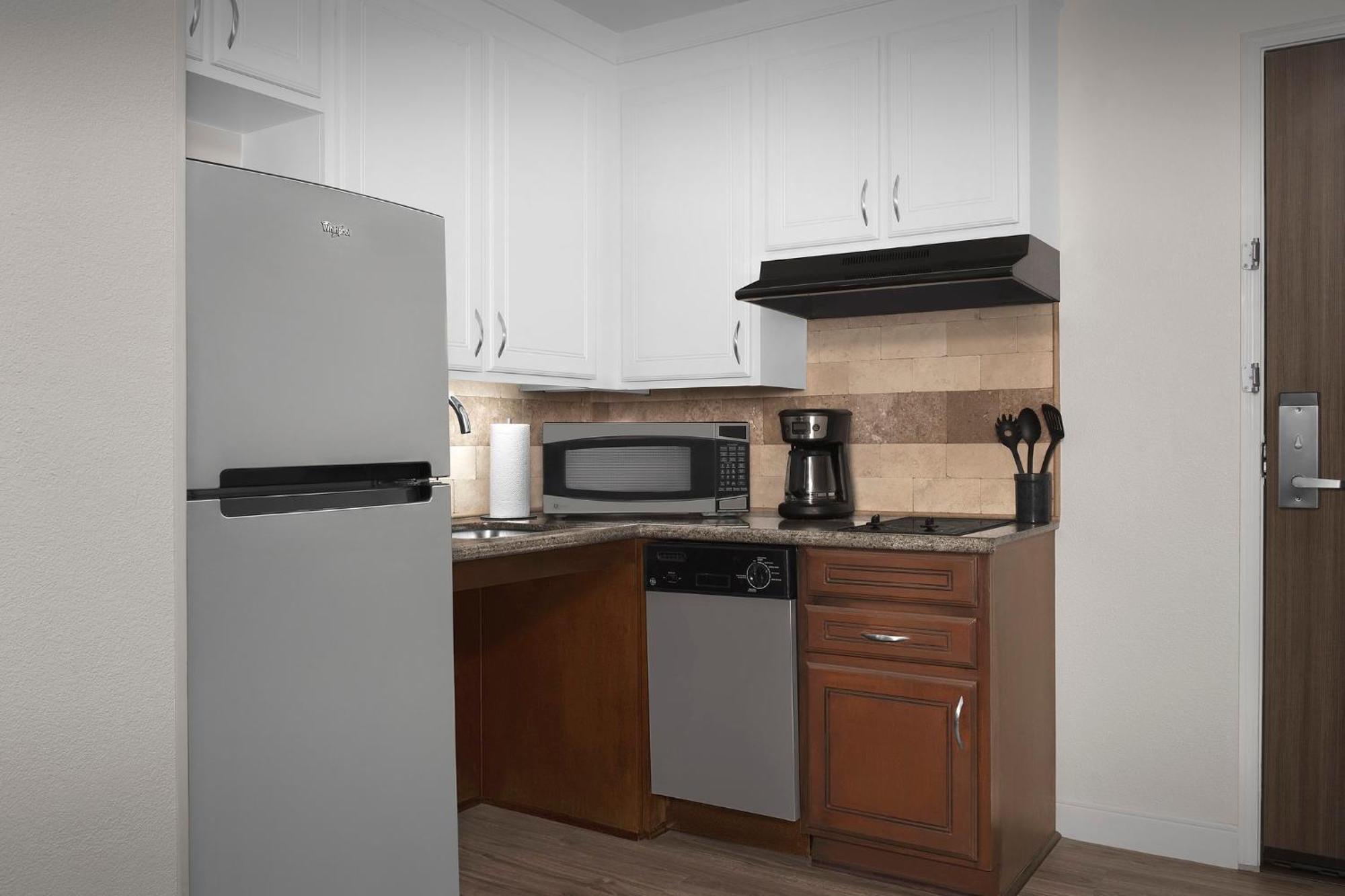 Staybridge By Ihg 3*