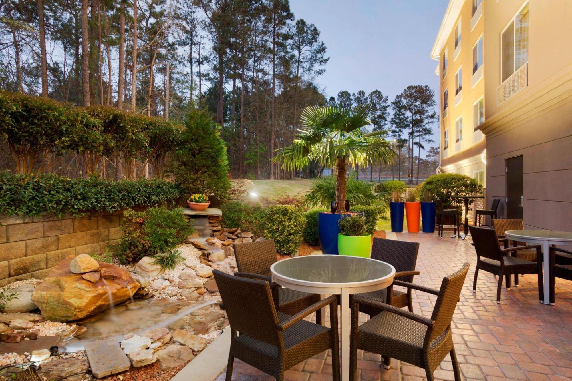 Hotel Fairfield & Northeast 3*