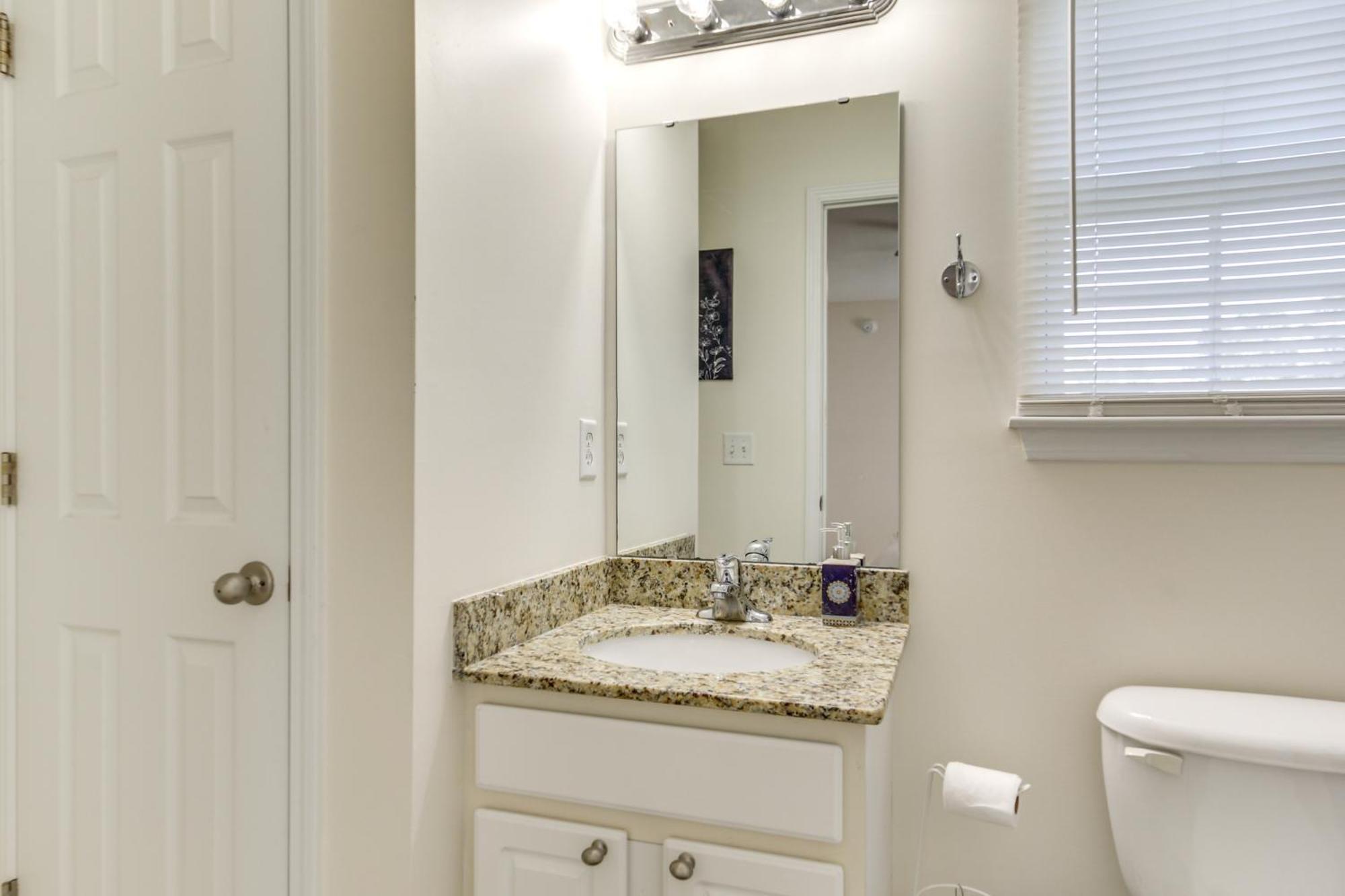 Modern Gem 18 Mi To Downtown Columbia!