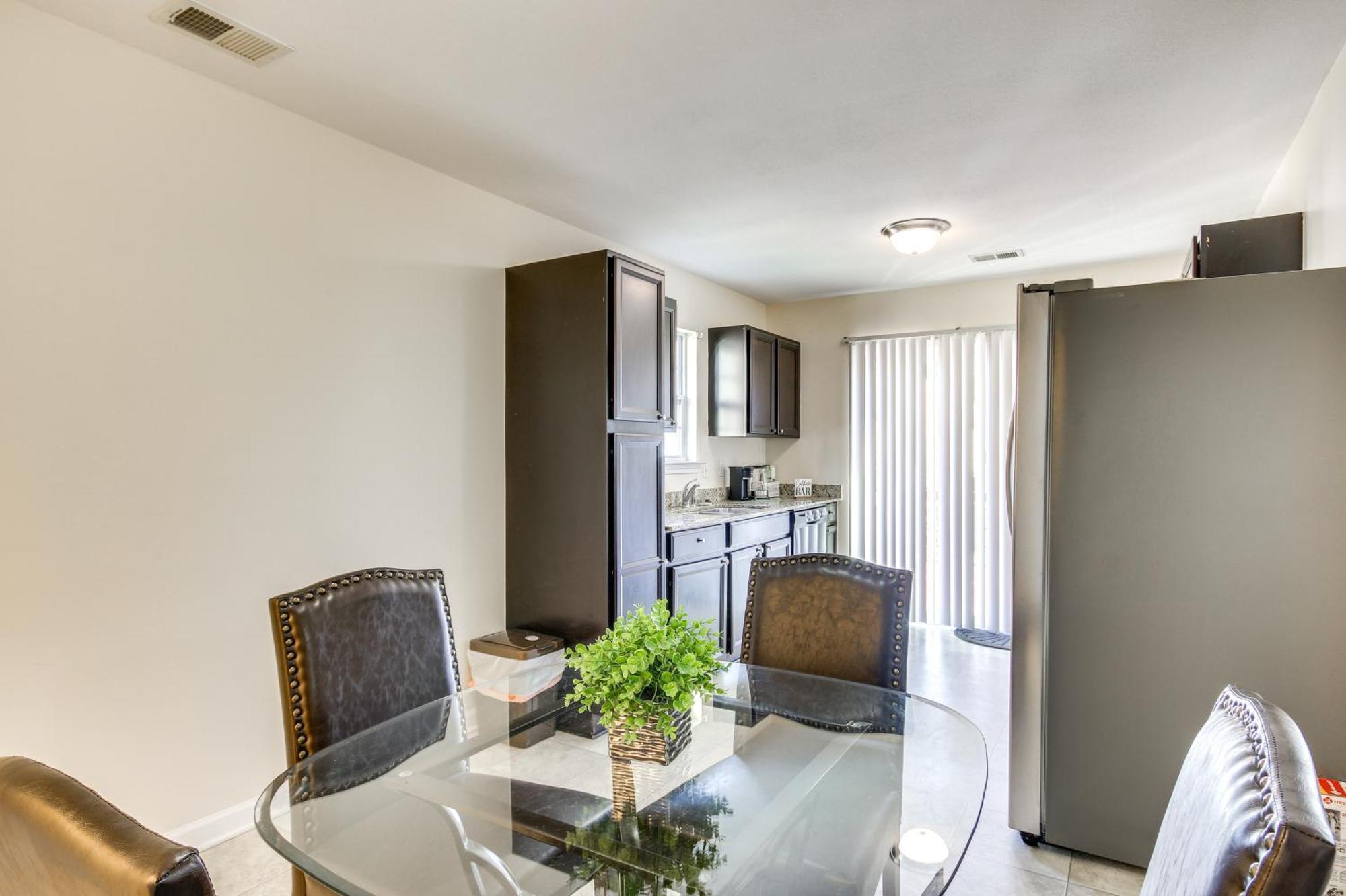 Modern Gem 18 Mi To Downtown Columbia! Holiday home Columbia