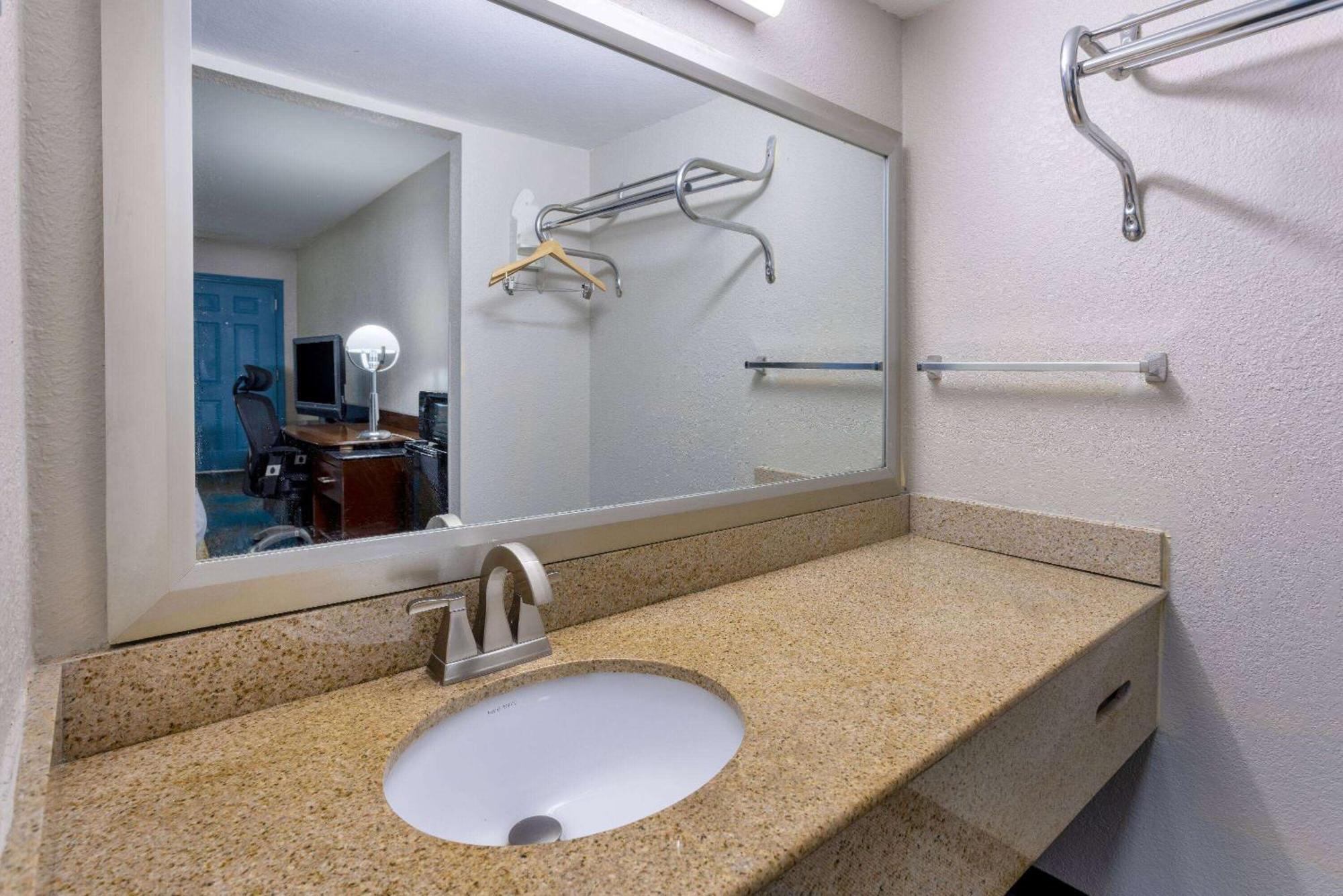 Days By Wyndham Columbia