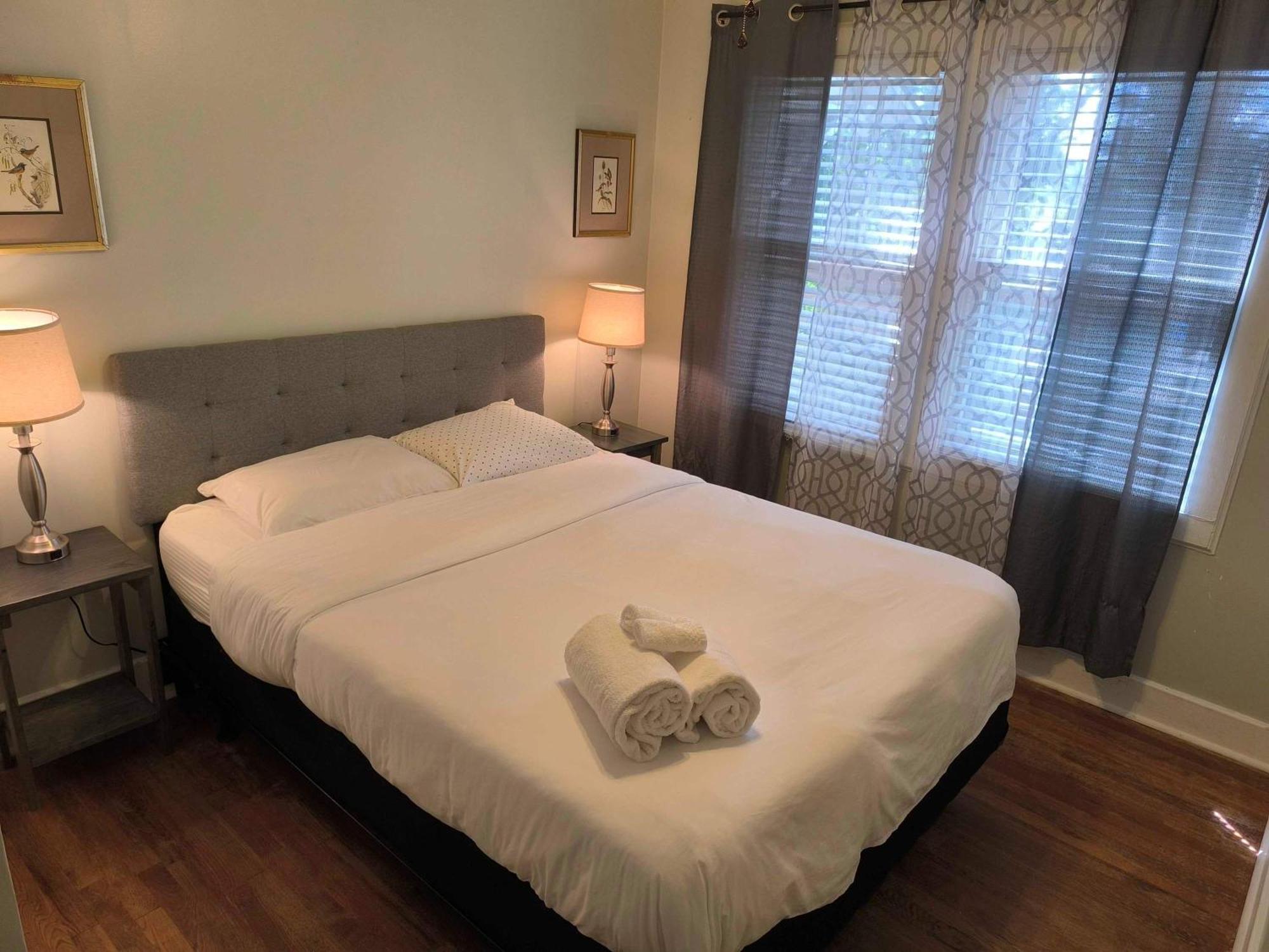 Holiday home Forest Hidden Gem 3 Min To Ft Jackson & Shops *