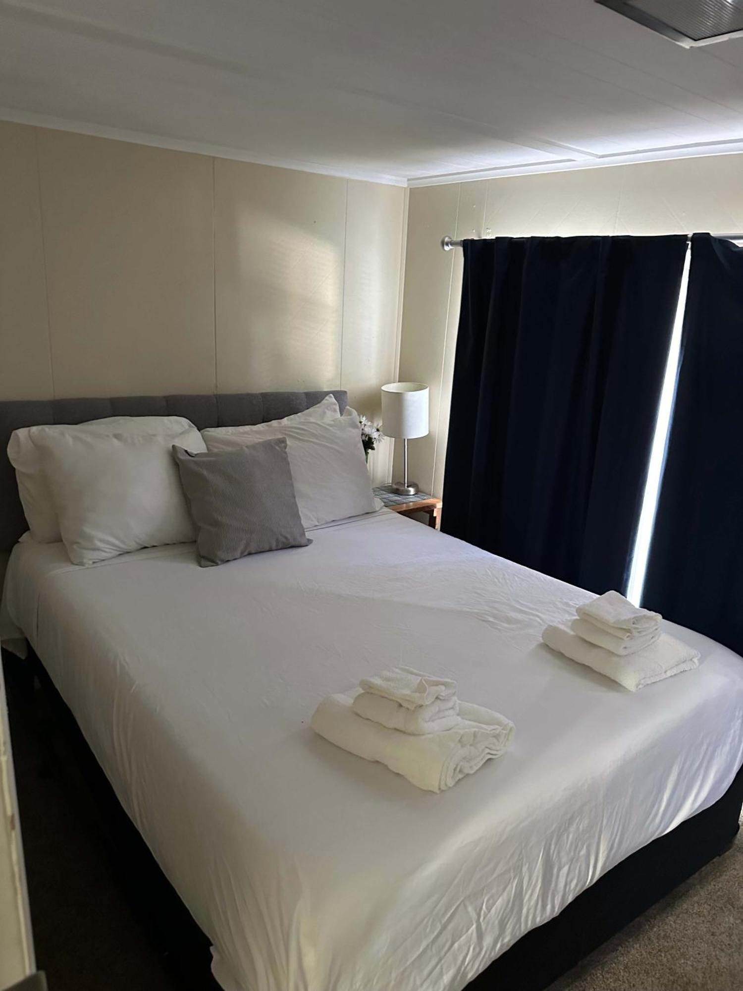 Adorable On Taylor-15 Mins To Downtown--- Front Unit *