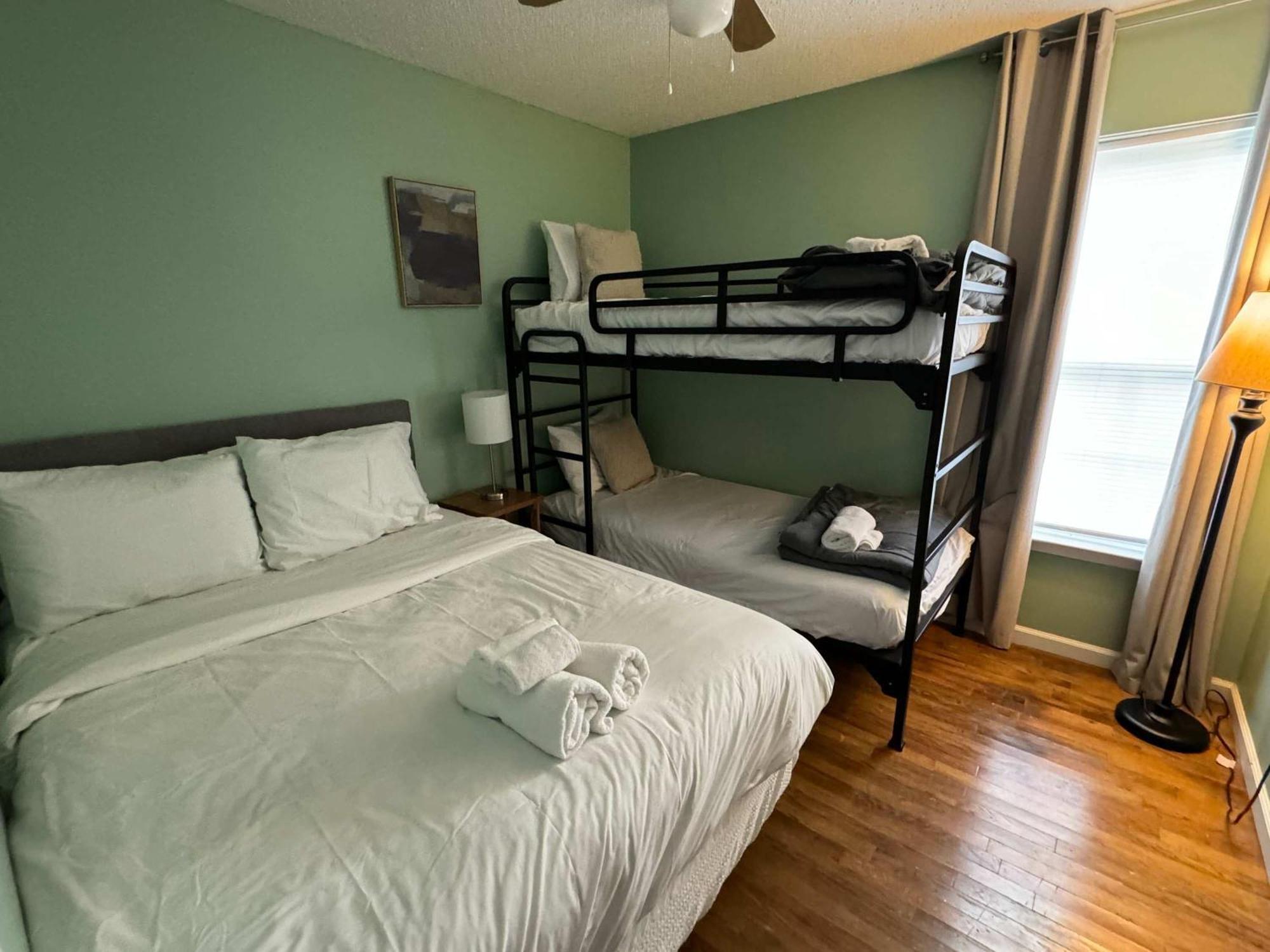 Close To Usc & Midtown-downtown - Newly Renovated Holiday home
