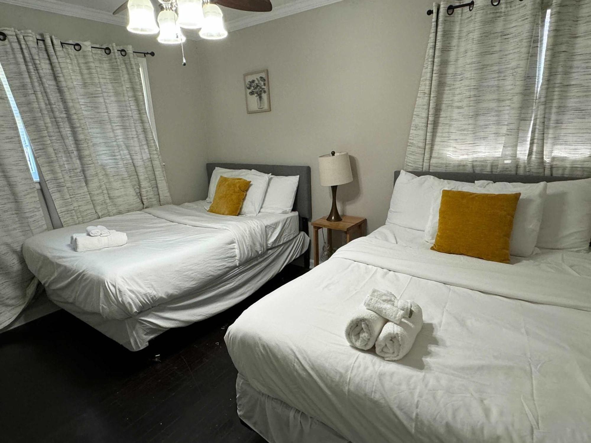 10 Min From Downtown - The Ronnie Runner Holiday home *