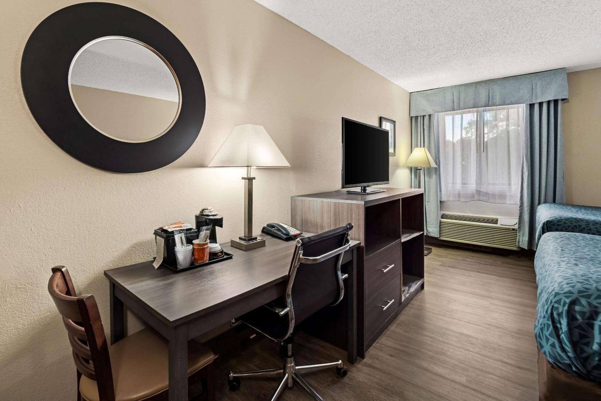 Suburban Northwest 3*