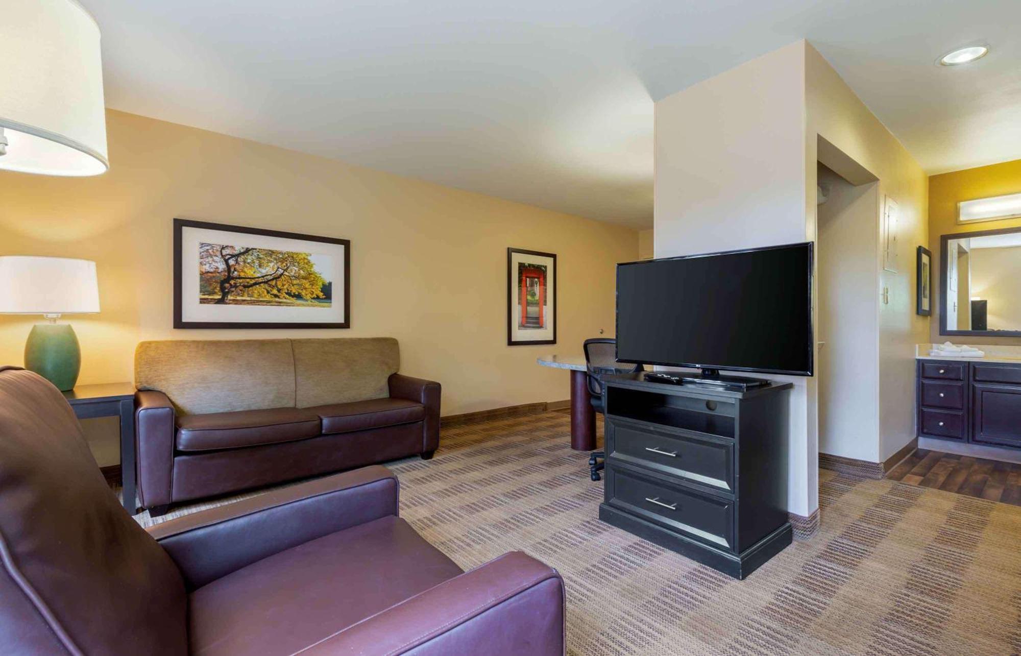 Extended America Select - - Northwest Harbison Hotel Columbia