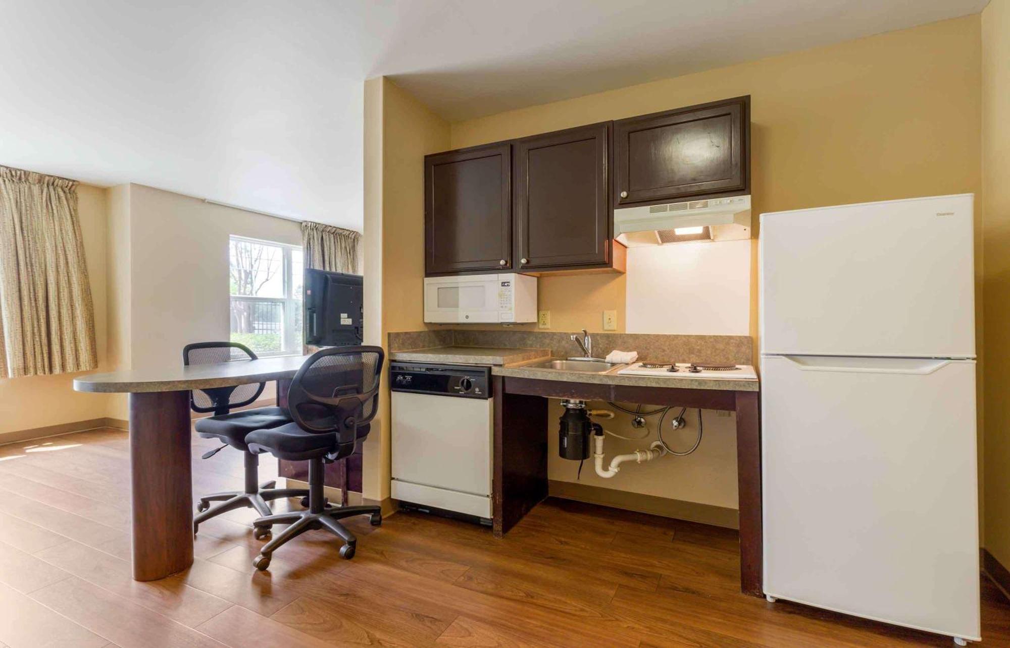 Extended America Select - - Northwest Harbison 2* Columbia