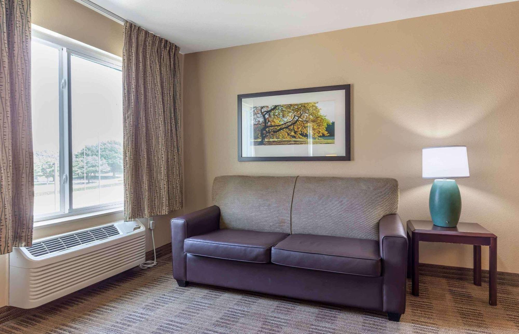 Extended America Select - - Northwest Harbison