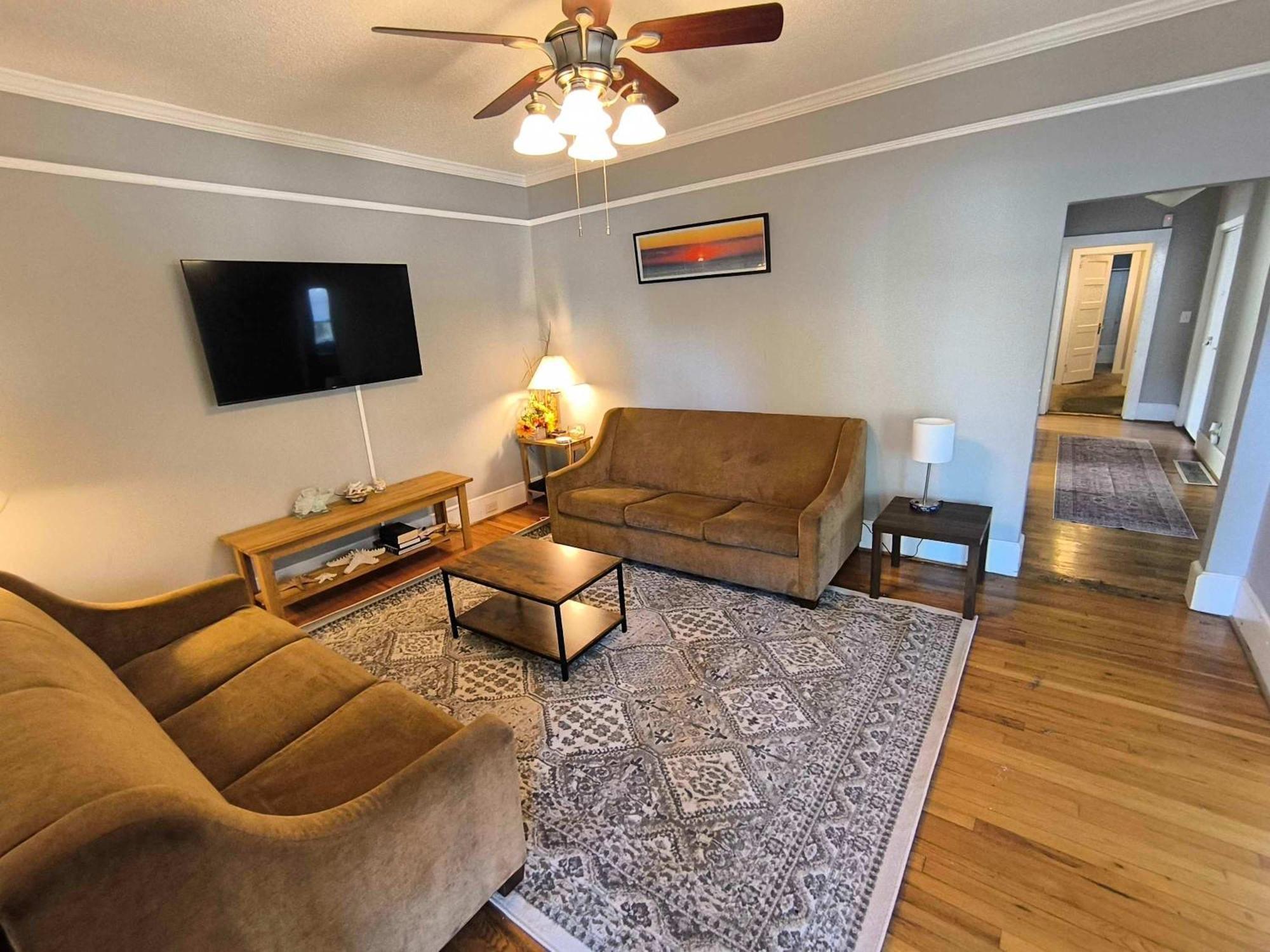 The Marvelous Miss Margrave-close To Usc- Jackson-zoo Holiday home Columbia