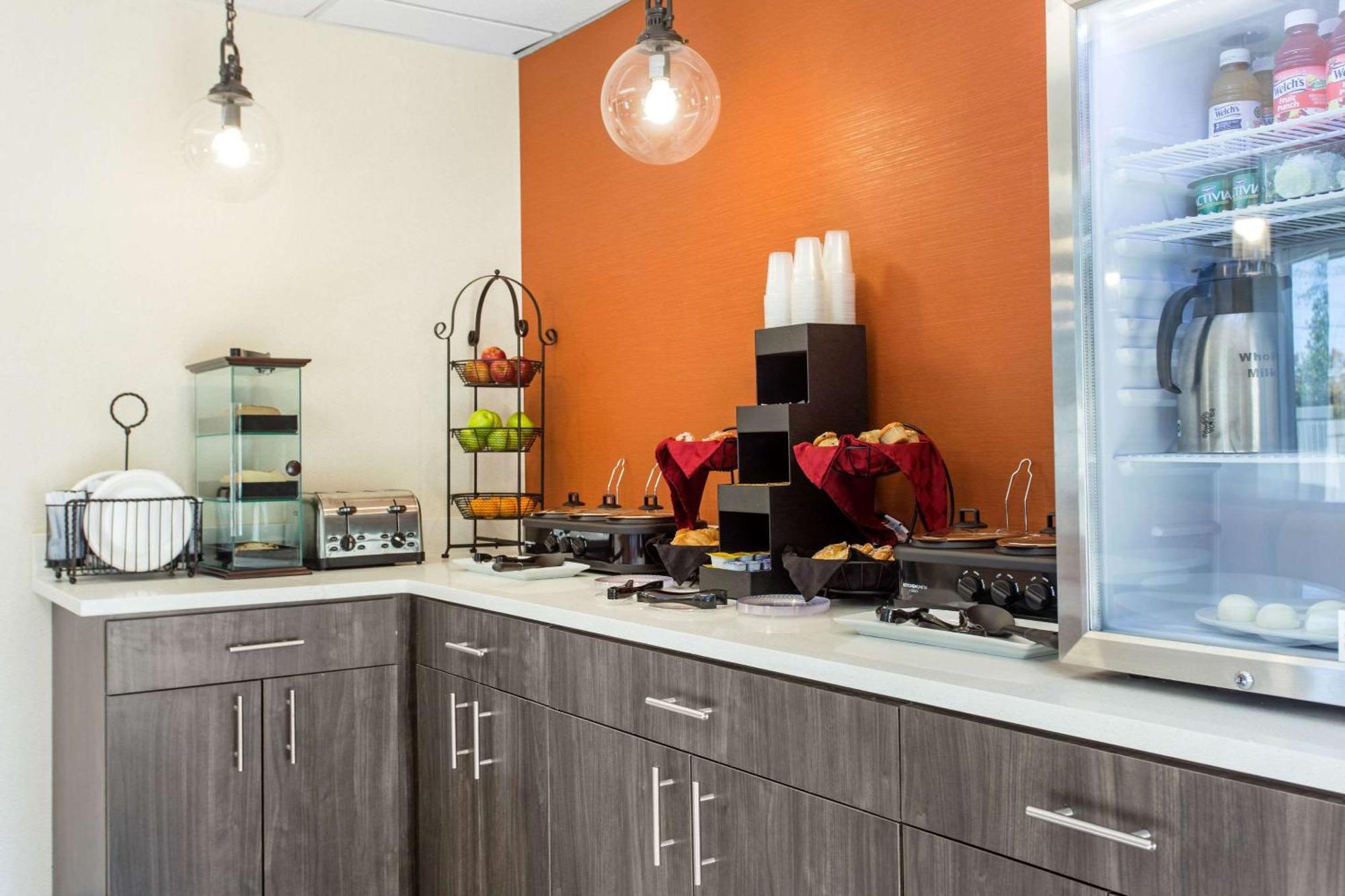 Gallus Stadium Park Inn, Ascend Collection Hotel 2*