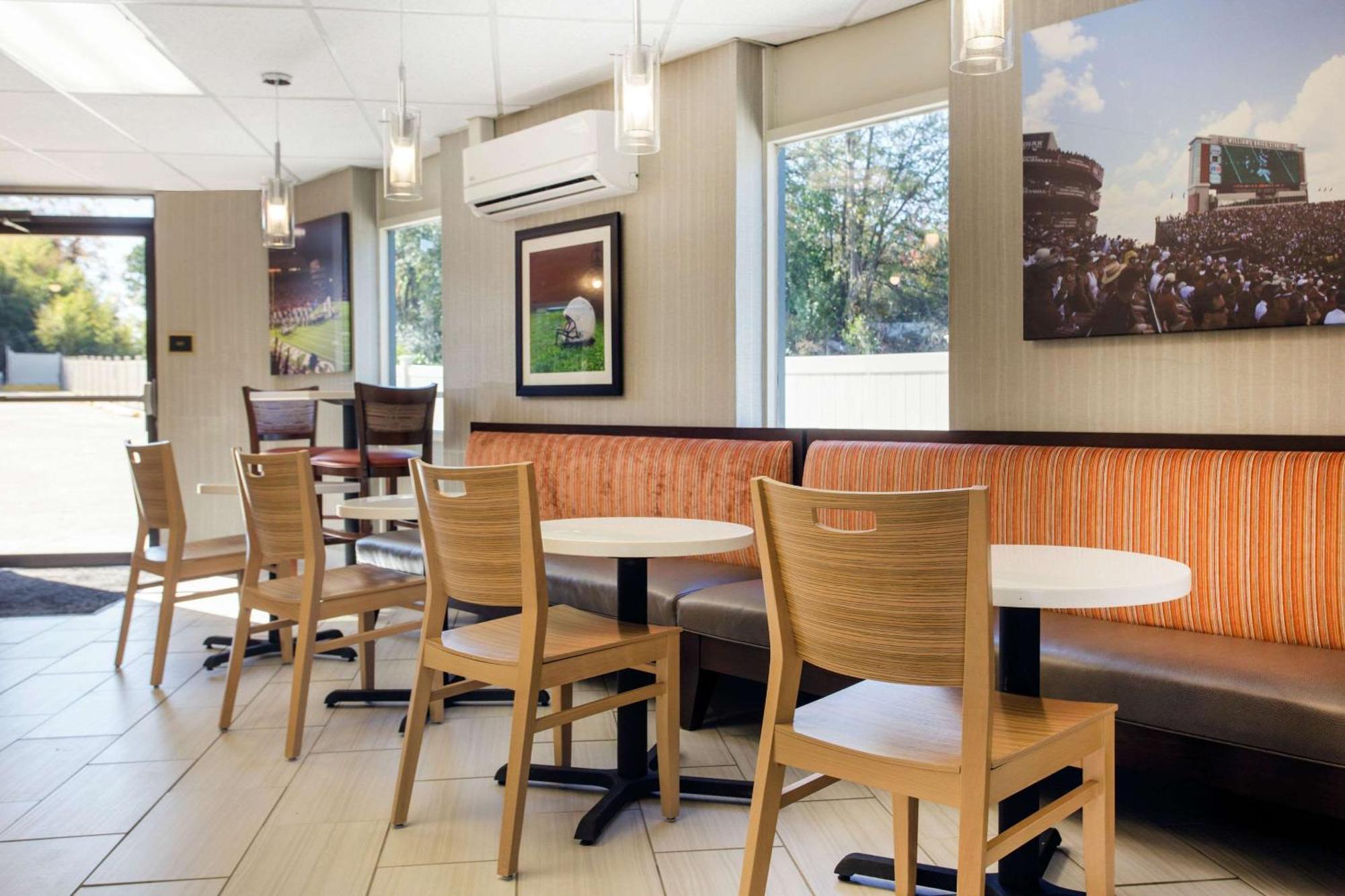 Gallus Stadium Park Inn, Ascend Collection Hotel Columbia
