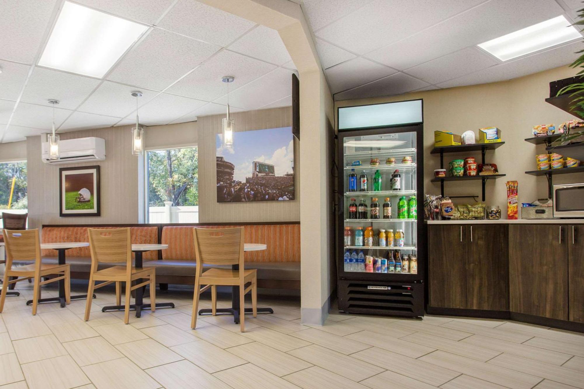 Hotel Gallus Stadium Park Inn, Ascend Collection Columbia