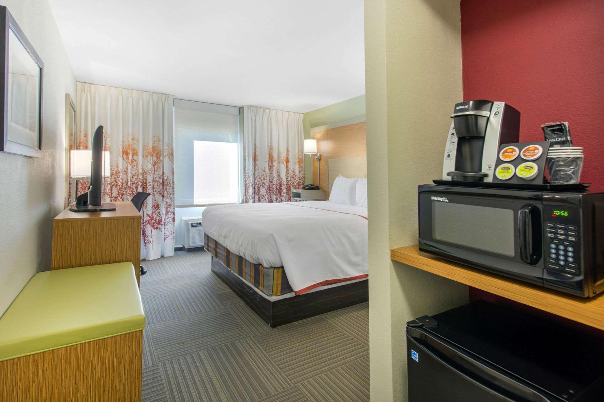 Gallus Stadium Park Inn, Ascend Collection 2* Columbia