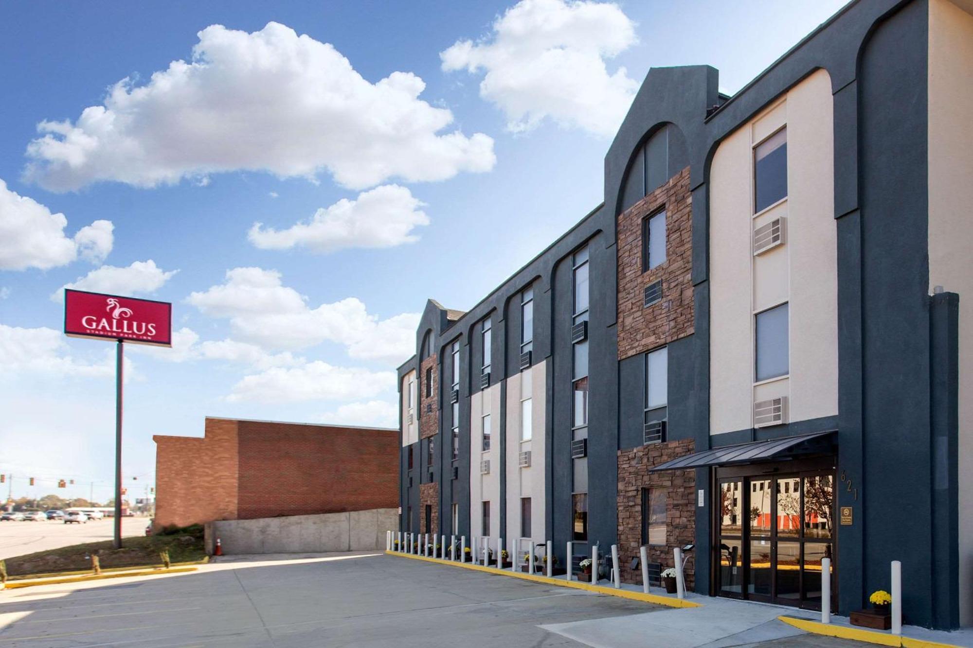 Gallus Stadium Park Inn, Ascend Collection 2*