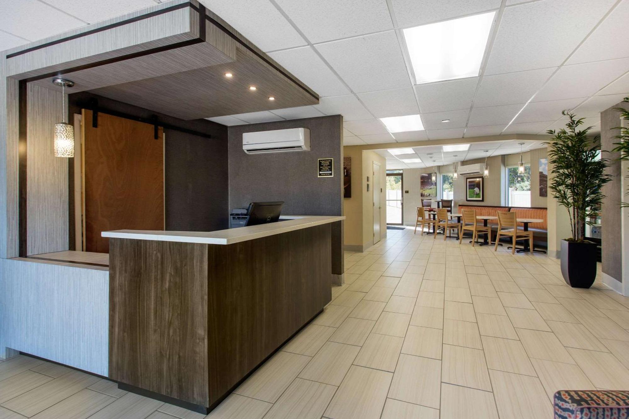 Gallus Stadium Park Inn, Ascend Collection Columbia