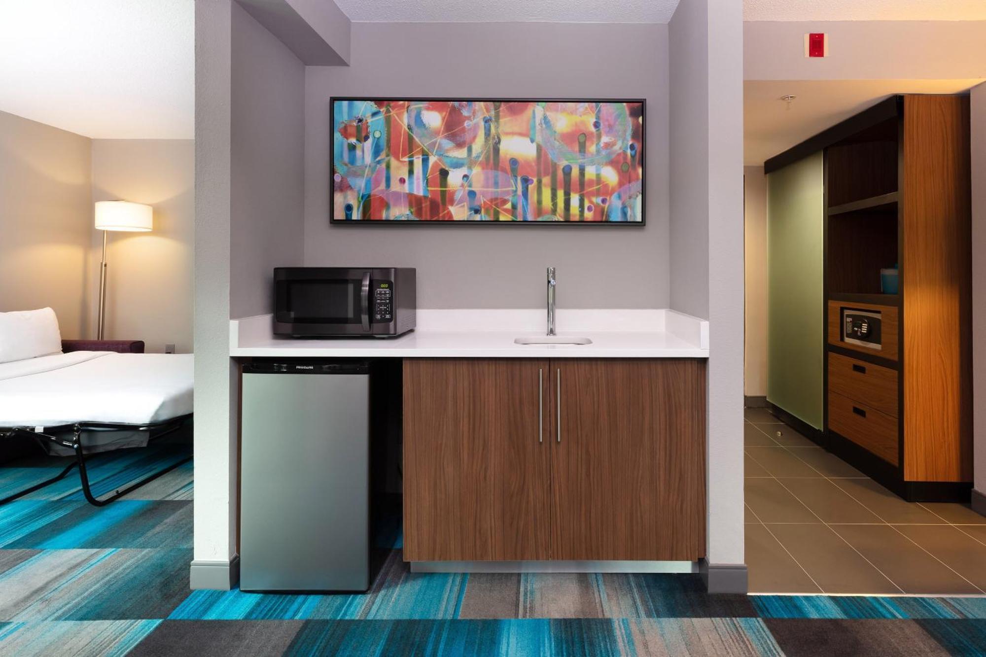 Hotel Aloft Harbison 3*
